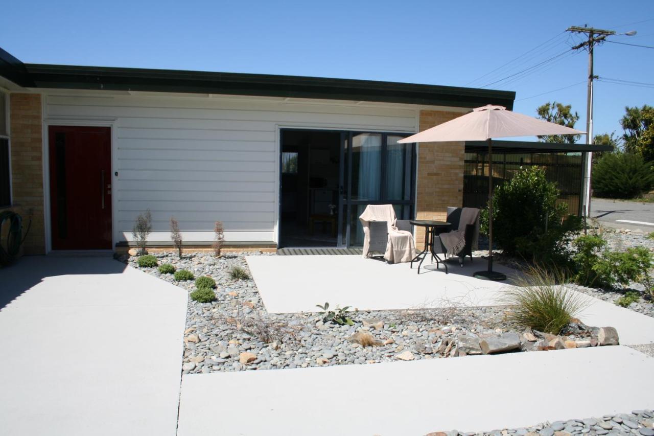 Ahava Bed & Breakfast Waimate エクステリア 写真